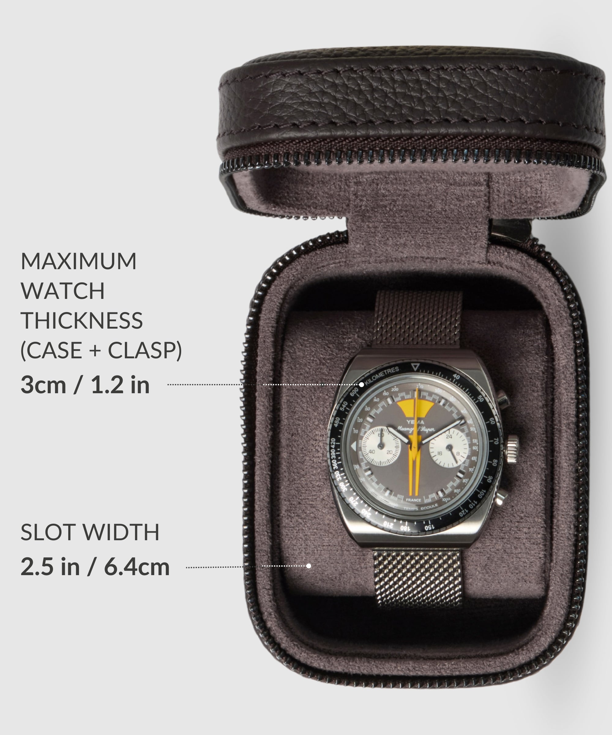 The TAWBURY Fraser 1 Watch Travel Case - Brown (Coming Soon) features max case and clasp thickness of 3cm/1.2in and slot width of 2.5in/6.4cm, making it ideal for protecting your watch during travel.
