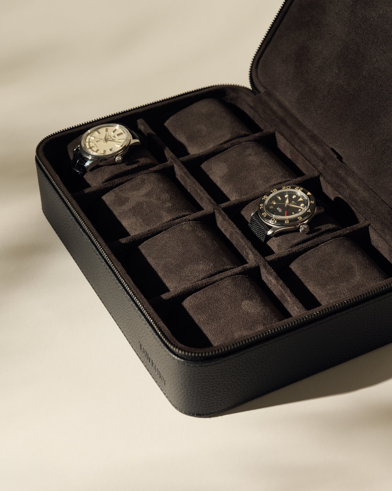 8 Watch Travel Case | Leather Watch Case Black – TAWBURY