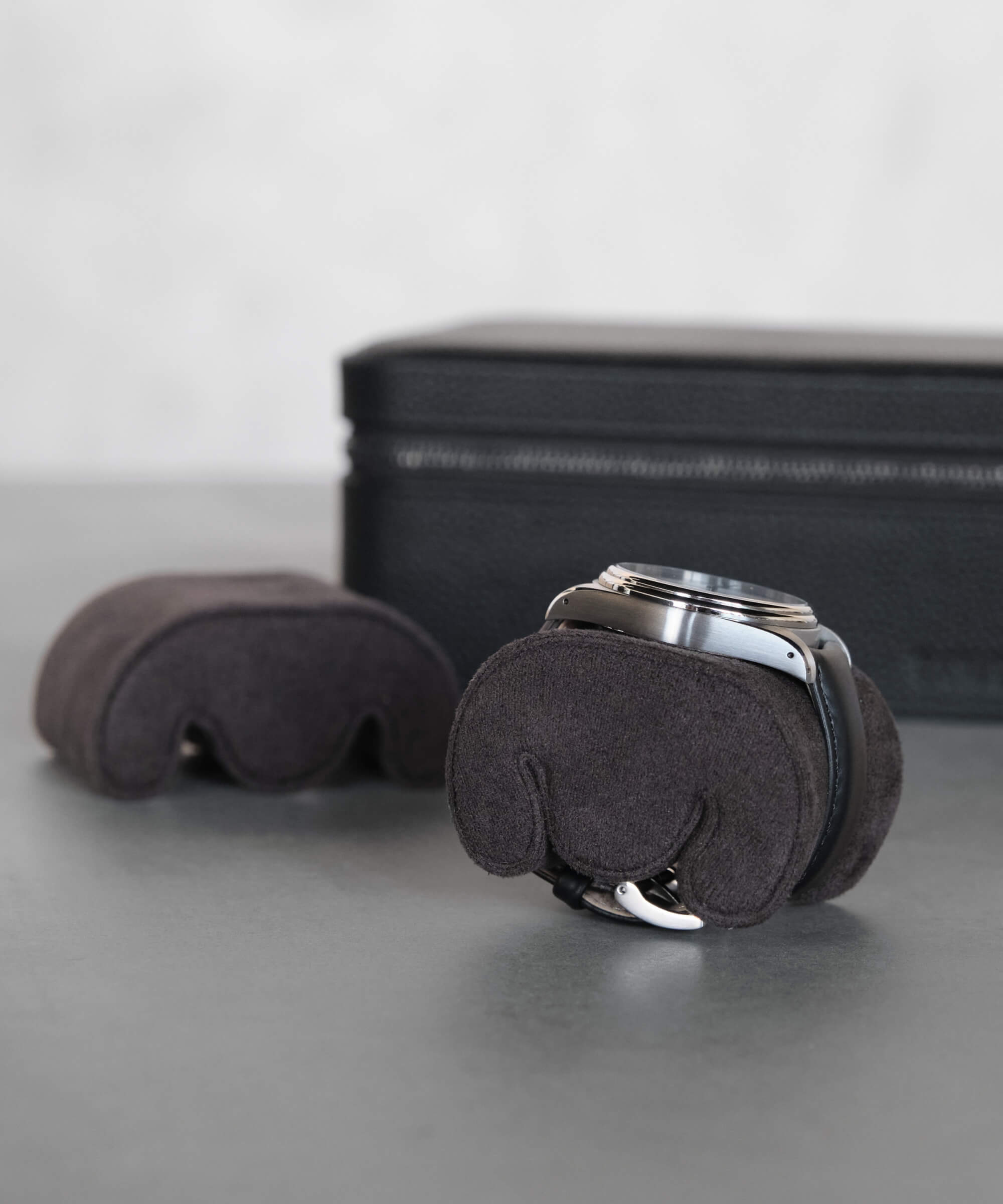 A TAWBURY Fraser 2 Watch Travel Case - Black, for carrying and protecting watches, with a compact design for easy travel.